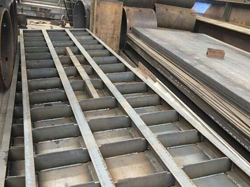 路基(ji)箱制作